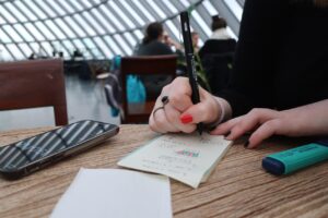 不登校から中卒になった後の就職活動のポイントは？