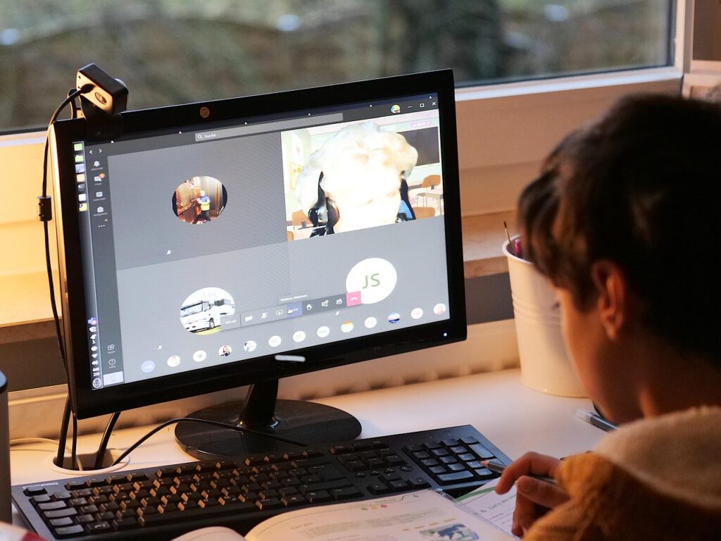 不登校の子どもが取り組むべきオンライン学習方法は？