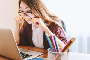 不登校の子どもが勉強の遅れをどうするかの対策は？